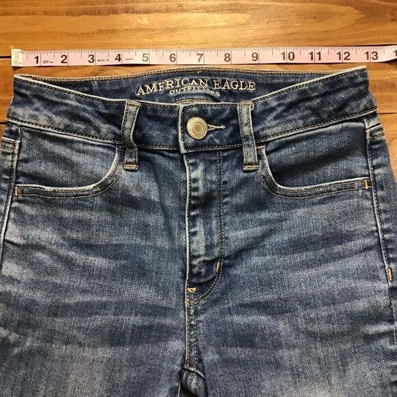 Aeo jeans high rise jegging ripped bottom ankle distressed jeans size 2 cropped - Picture 10 of 13